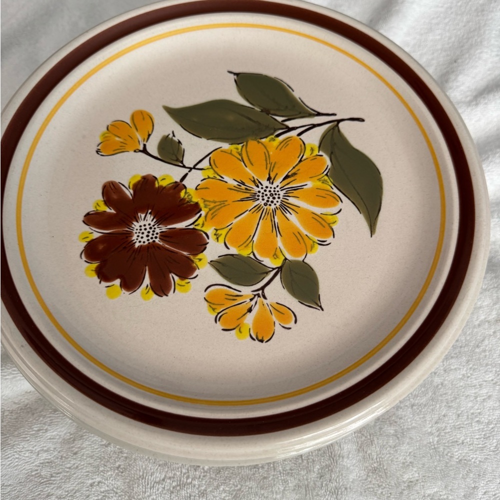 Floral Ceramic Plate with Yellow and Brown Design